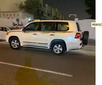 用过的 Toyota Land Cruiser 出售 在 多哈 #5209 - 1  image 